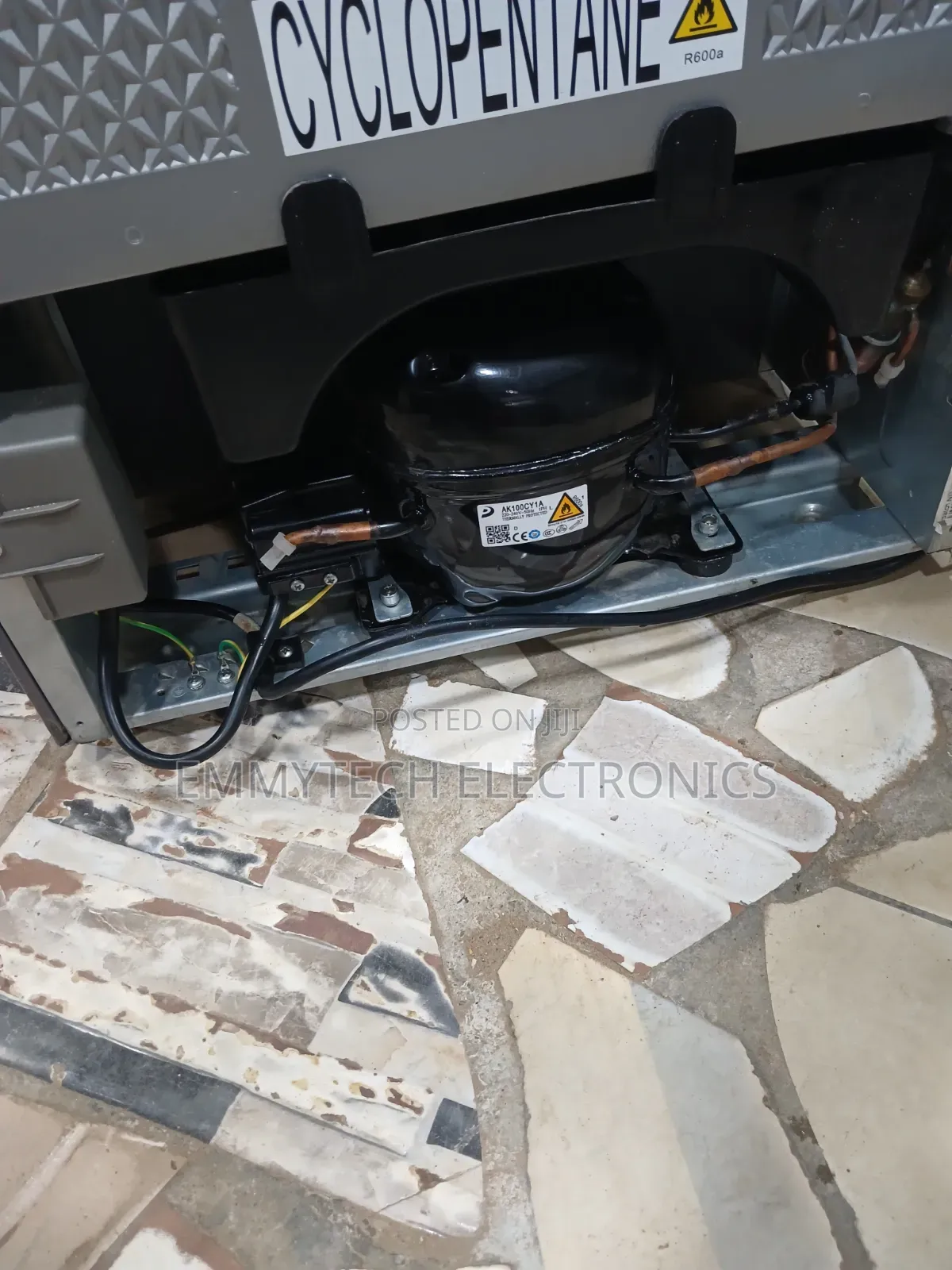 Hisense Fridge REF200DR