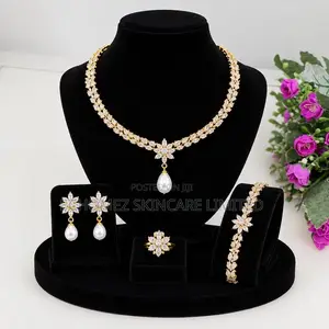 Origina Zirconia Stone Necklace Set