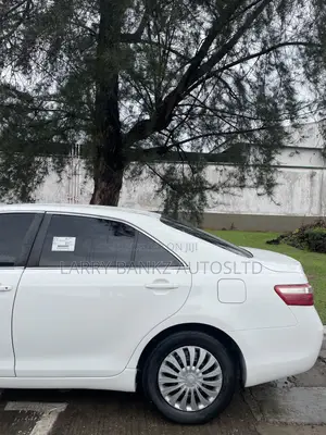 Toyota Camry 2009 White