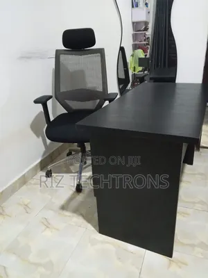 Swivel Chair and Table