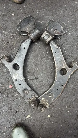 Lower Arms Ford Escape and Ford Focus 2010/2018