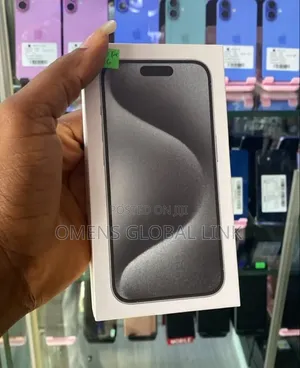 New Apple iPhone 15 Pro Max 256 GB Black