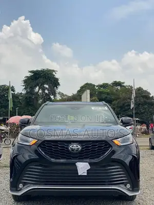 Toyota Highlander XSE 2022 Black