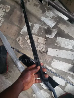 Winscreen Chrome Toyota Highlander 2015-2019 Left