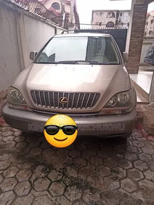 Lexus RX 1999 Gold