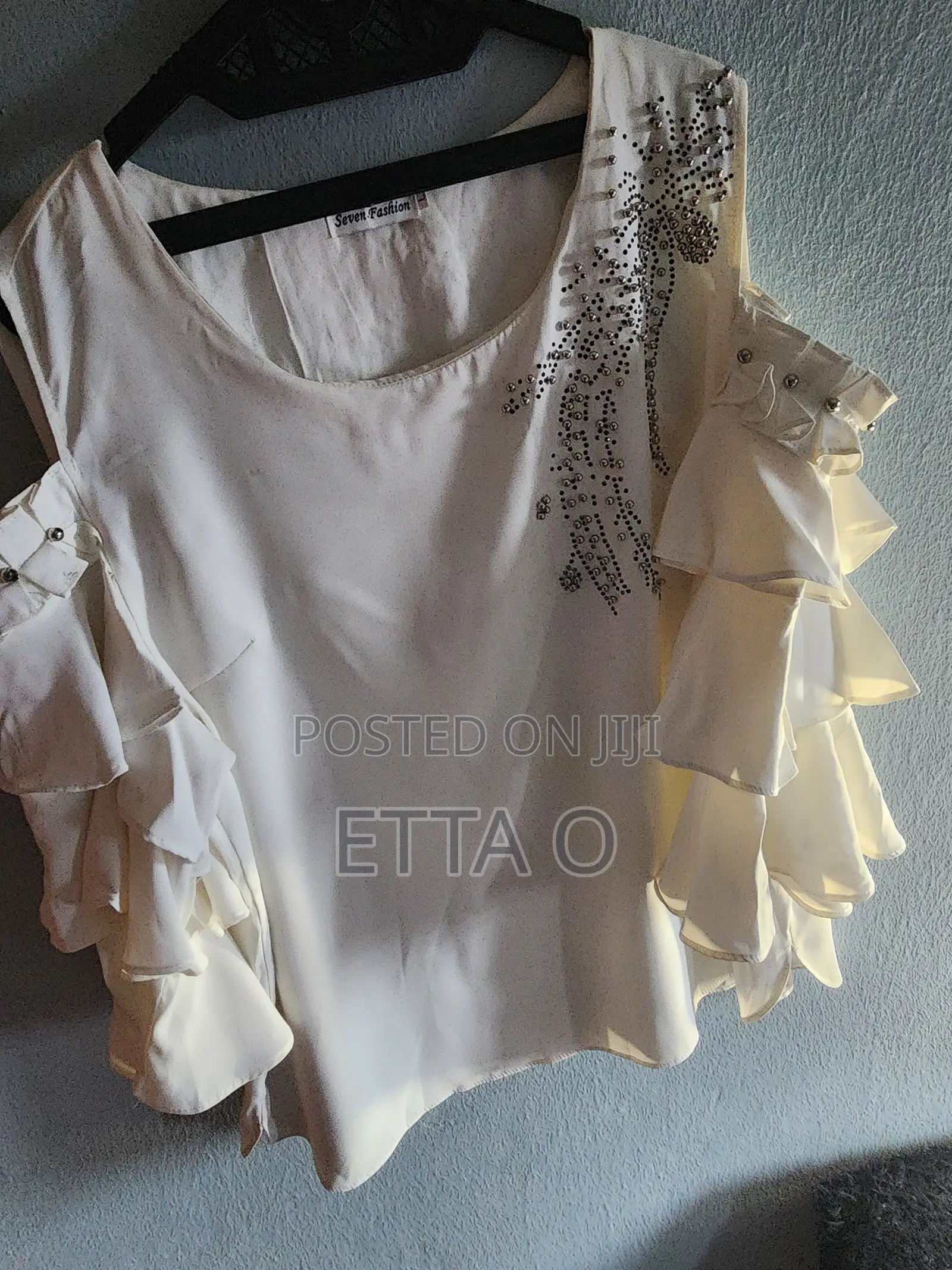 Quality Thrift Top (Size 10-16) Free Size