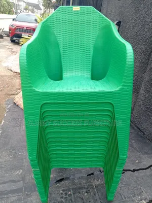 Rattan-Style Plastic Armchair