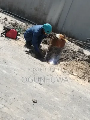 Structural Welder, Equiped for Rebar. Available for Site Projects
