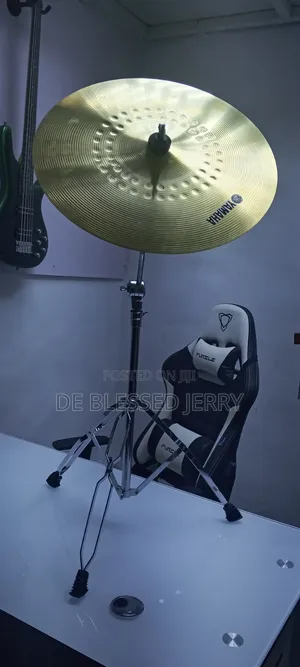 Cymber Stand