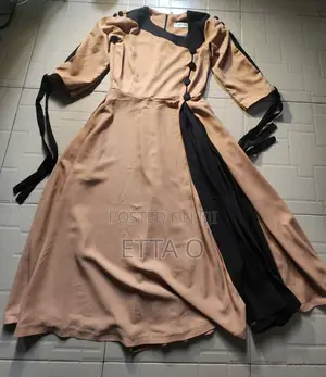Lovely Thrift Dress ( Size 10)