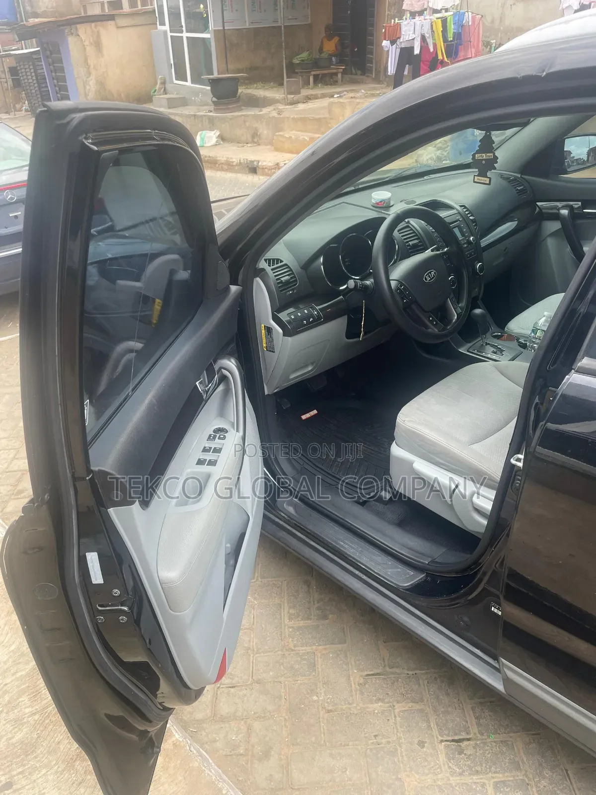 Kia Sorento LX 2012 Black