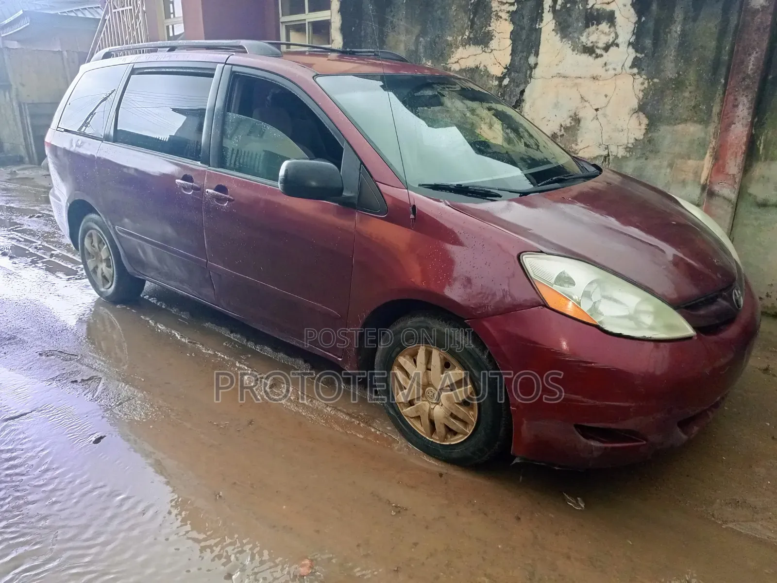 Toyota Sienna LE 2008 Red