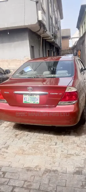 Toyota Camry 2005 Red