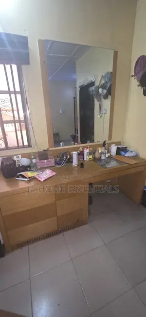 Dresser/ Vanity Mirror