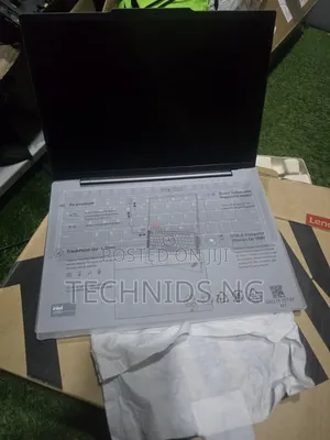 New Laptop Lenovo 32GB Intel Core Ultra 7 SSD 512GB