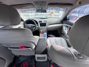 Toyota Camry 2.4 SE Automatic 2008 Red