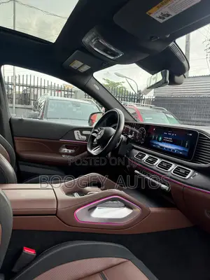 Mercedes-Benz GLE-Class 2024 White