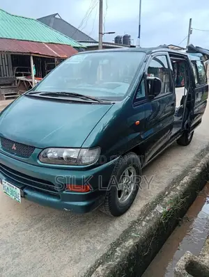 Mitsubishi Spacestar 2005 Green