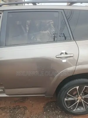 Toyota RAV4 2011 Brown