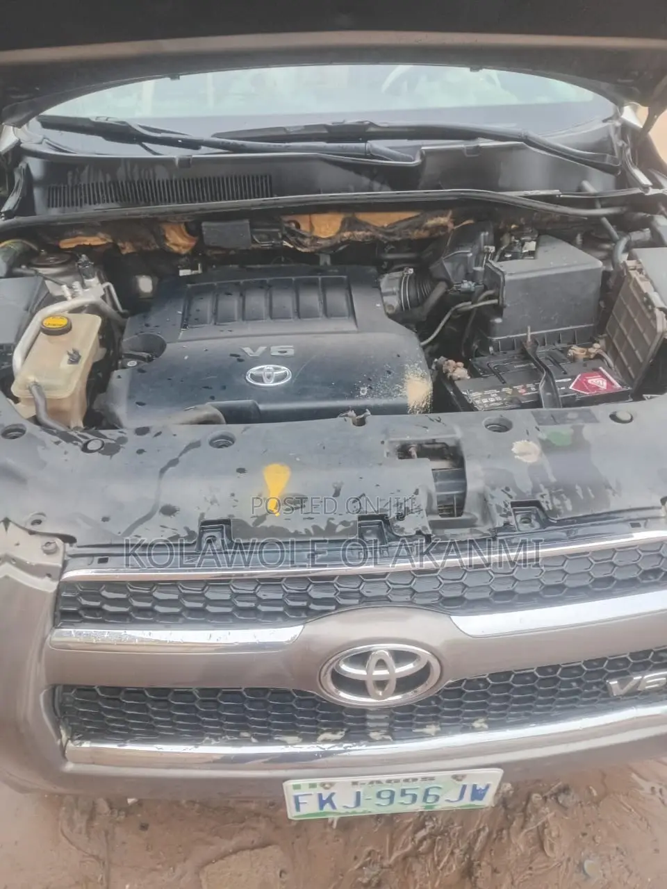 Toyota RAV4 2011 Brown