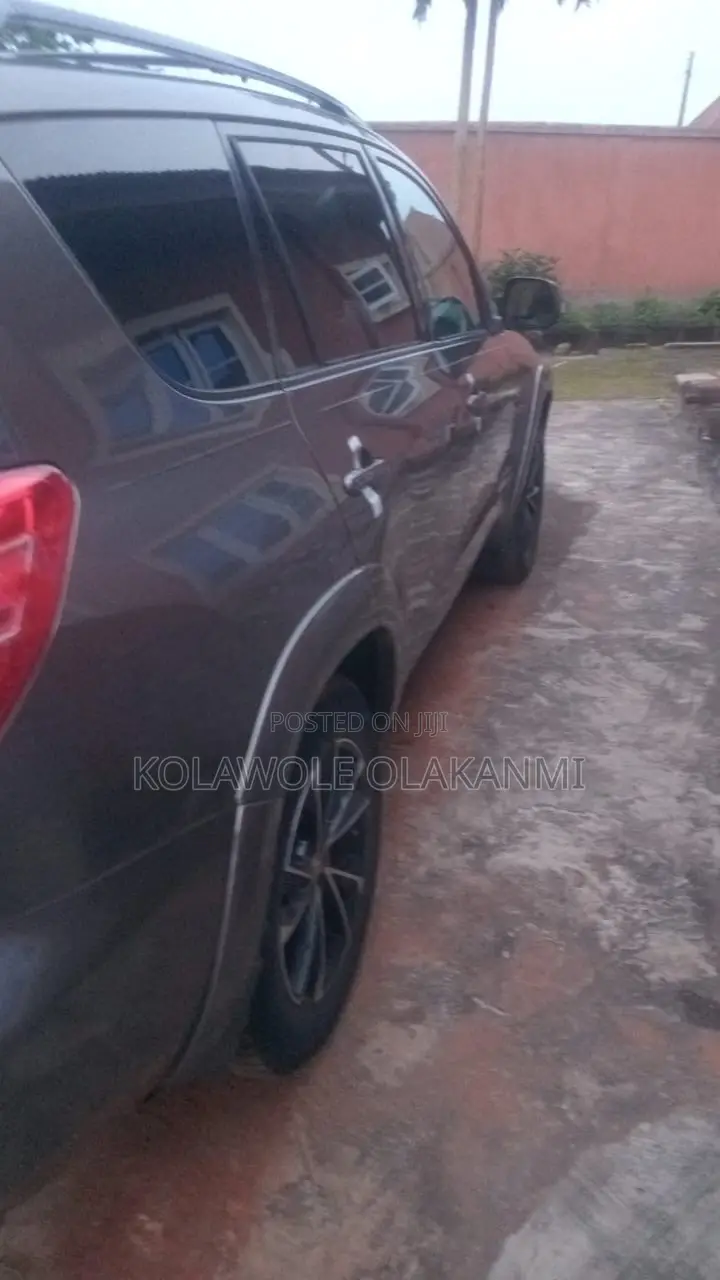 Toyota RAV4 2011 Brown