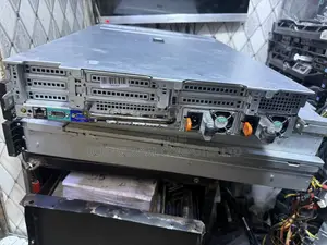 Server Dell PowerEdge R730 64GB Intel Xeon HDD 3T