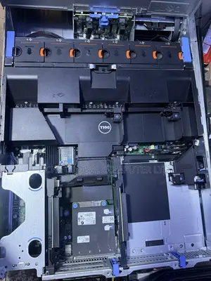 Server Dell PowerEdge R730 64GB Intel Xeon HDD 3T