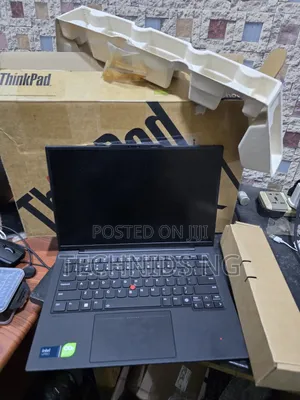 New Laptop Lenovo ThinkPad X1 Carbon 16GB Intel Core Ultra 7 SSD 2T