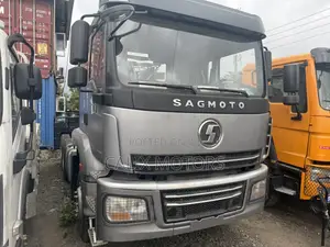 Brand New Sagmoto 375hp Tractor Head Truck.