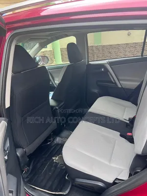 Toyota RAV4 Adventure 4dr SUV (2.5L 4cyl 6A) 2018 Red