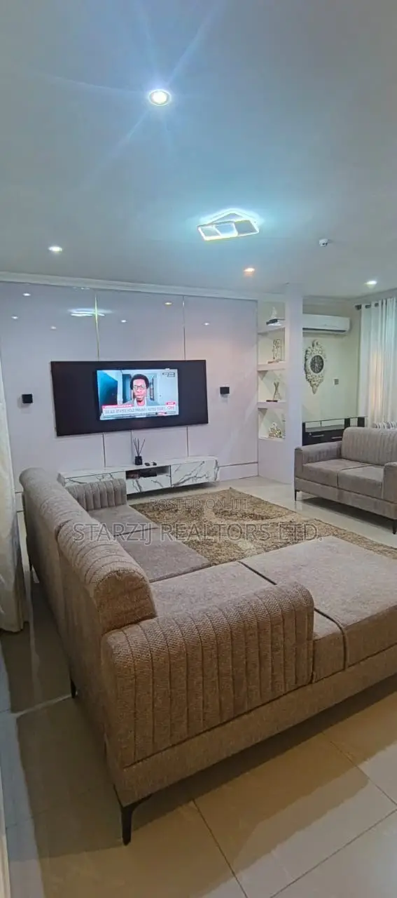 3 Bedroom Shortlet Apartment in Apo Dutse 5OK PER ROOM
