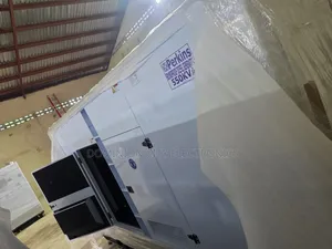 {Sp550kva}Brand New Perkins England Diesel Soundproof Gen 2years Wty