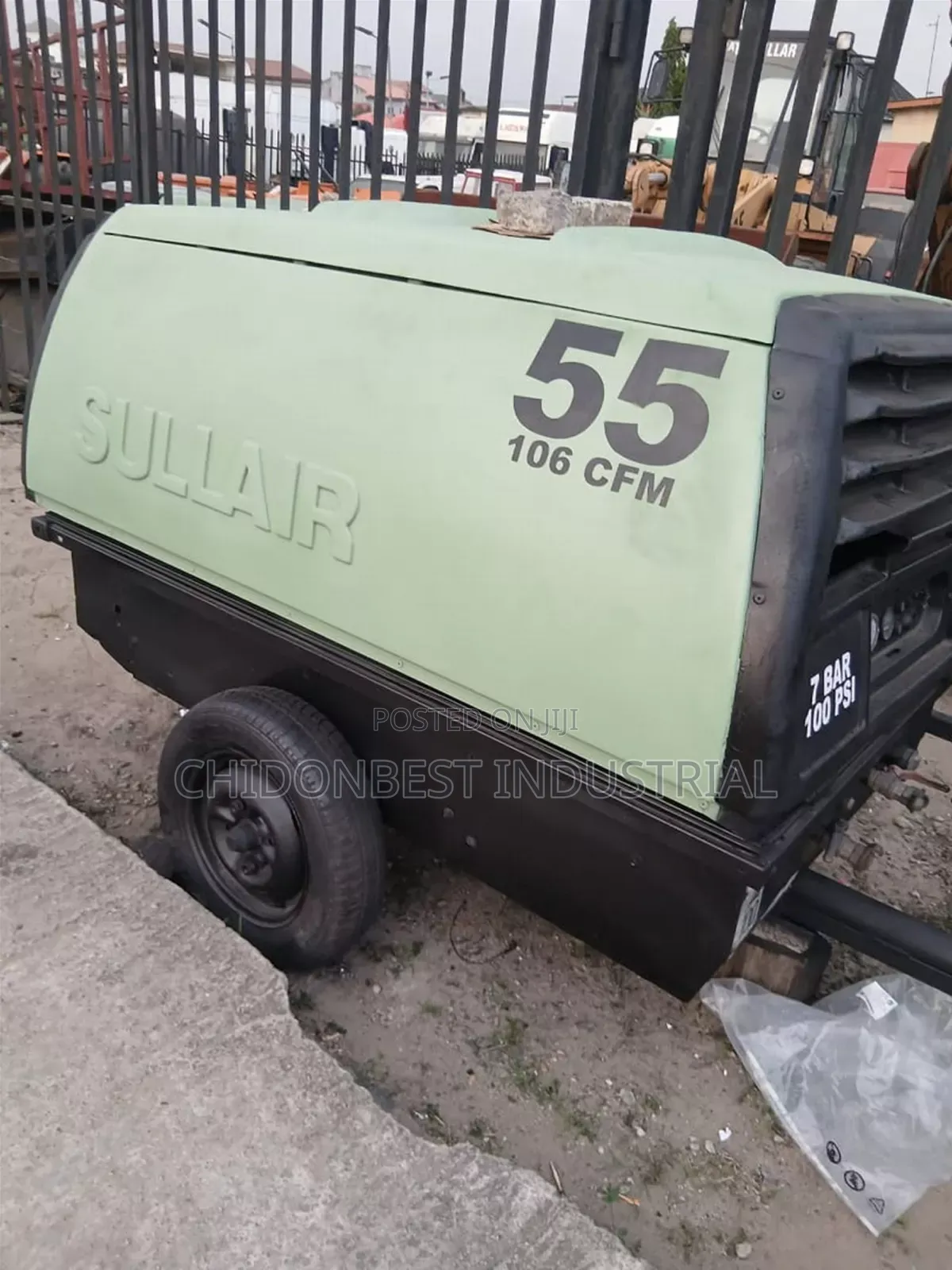 Foreign Used 3 Cylinder 8Bar Mobile Air Compressor