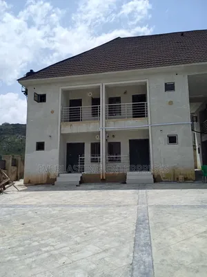 2bdrm Duplex in Ushafa for rent