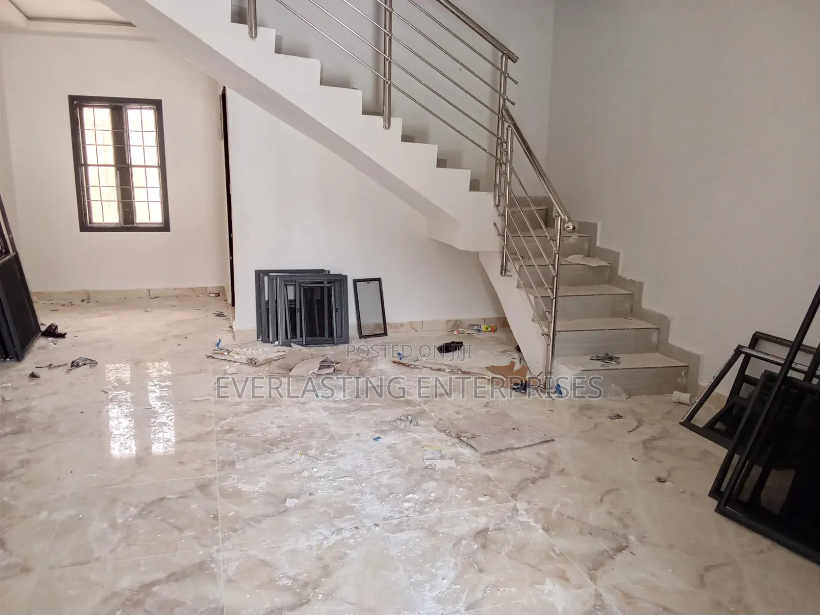 2bdrm Duplex in Ushafa for rent