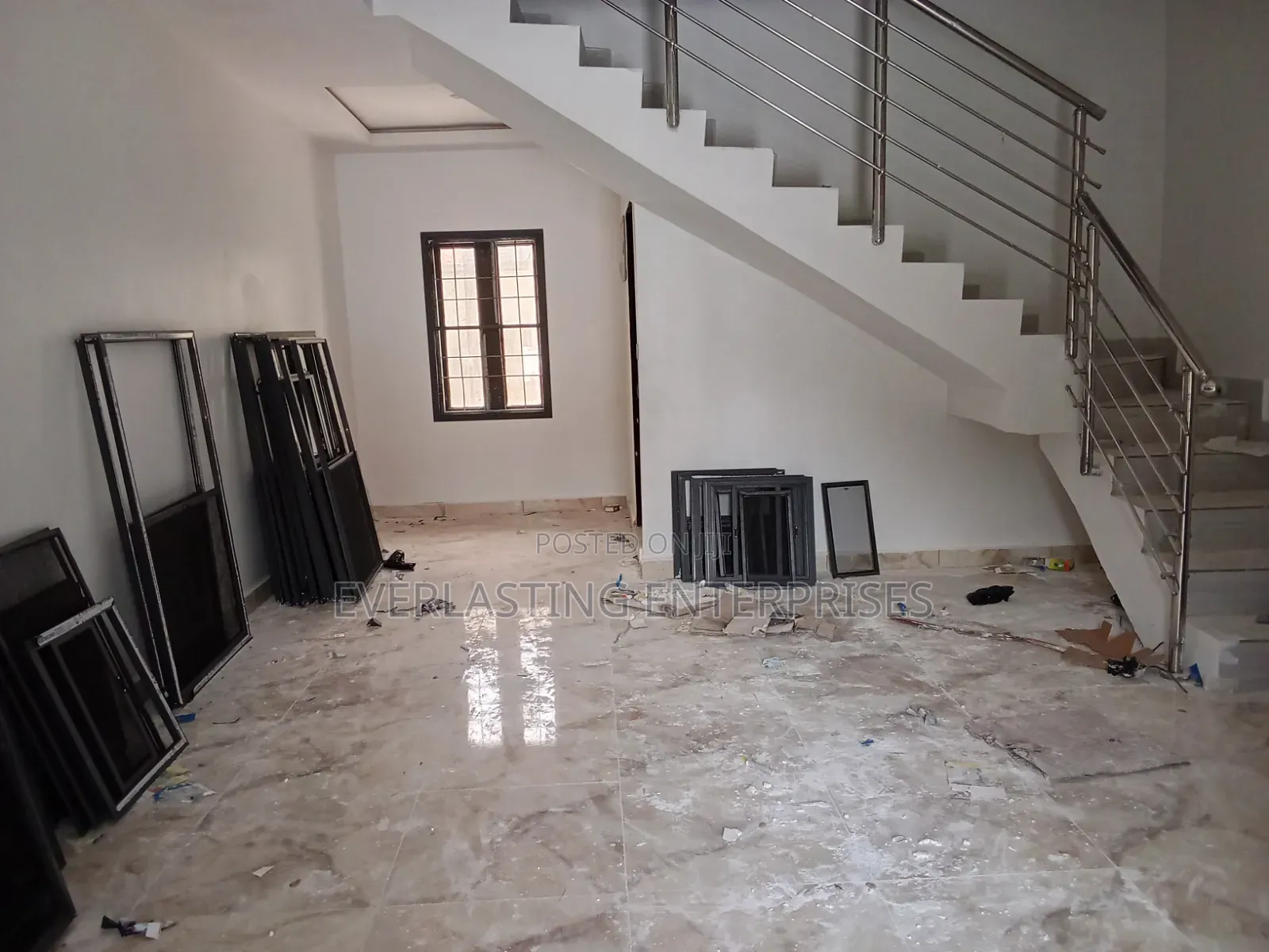 2bdrm Duplex in Ushafa for rent