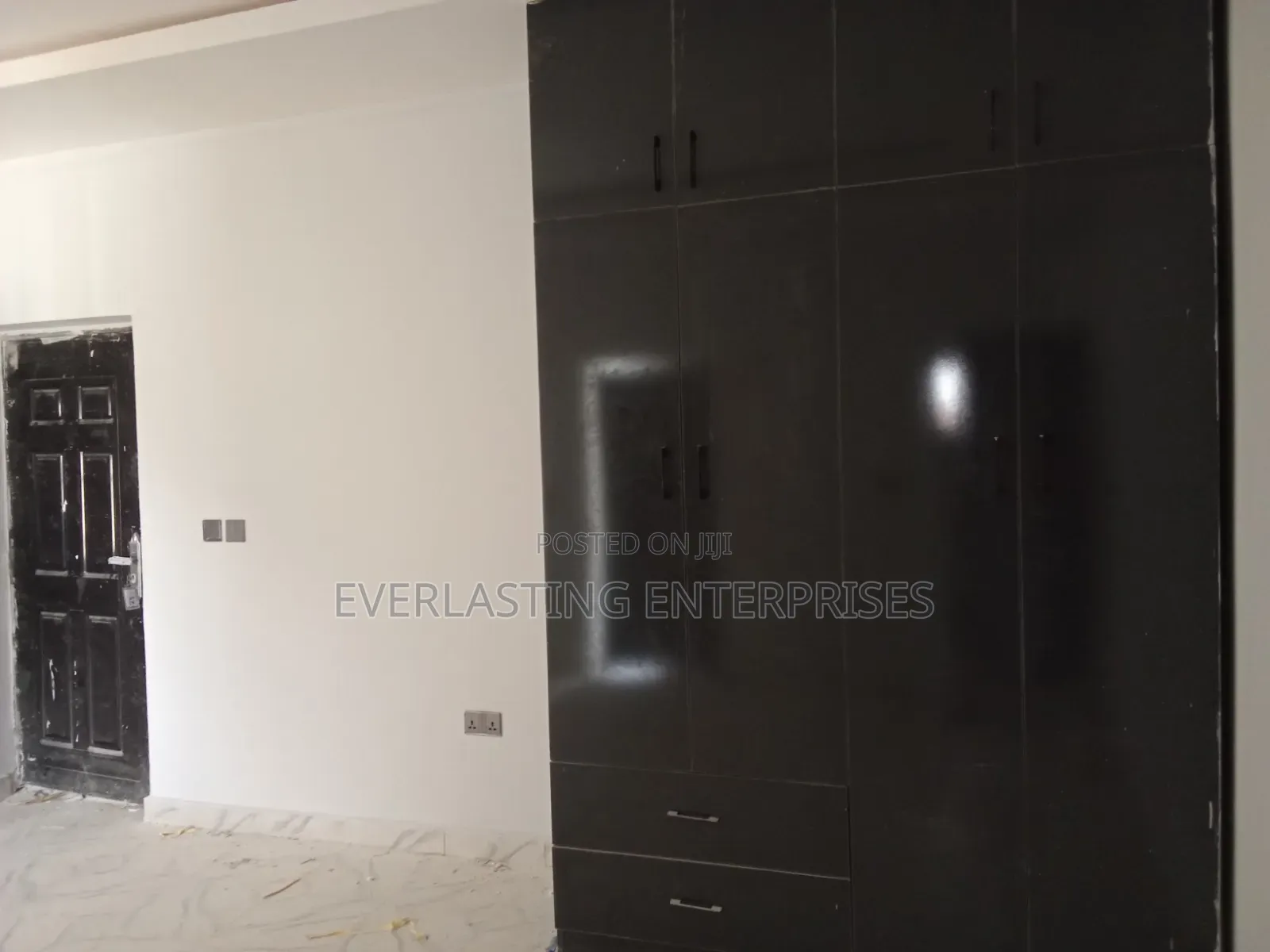 2bdrm Duplex in Ushafa for rent