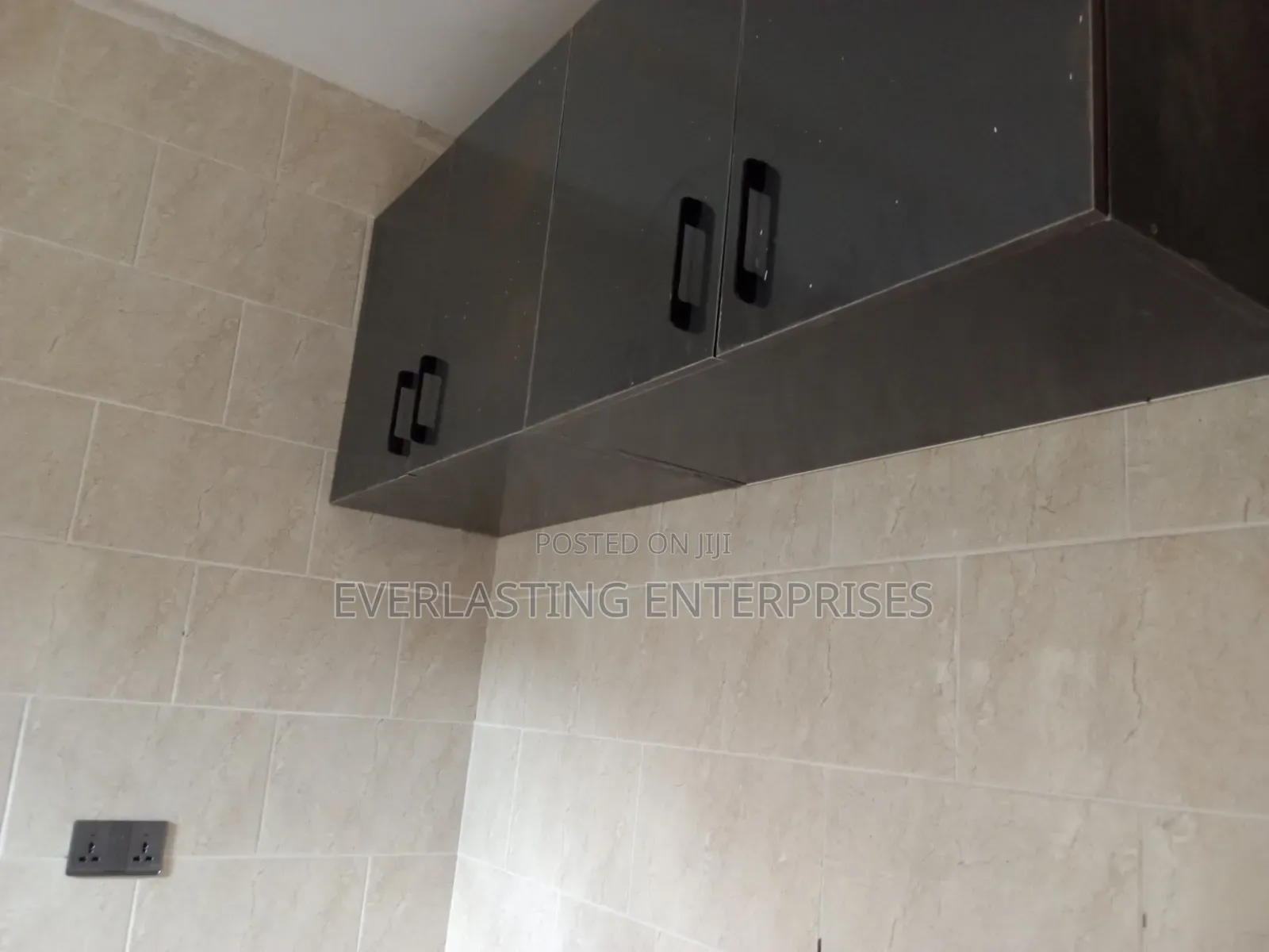 2bdrm Duplex in Ushafa for rent