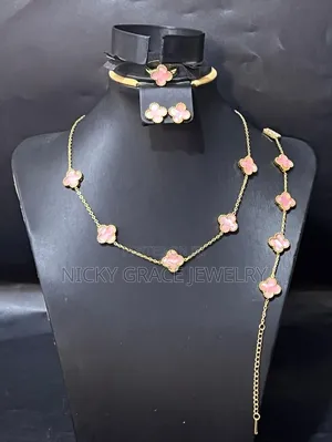 VAC Jewelry Set 