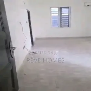 4bdrm Duplex in Sabo / Yaba for rent