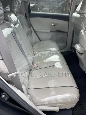 Toyota Venza XLE 2011 Black