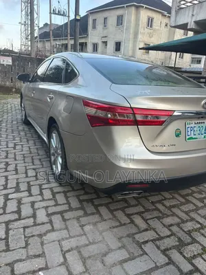 Toyota Avalon 2013 Gold