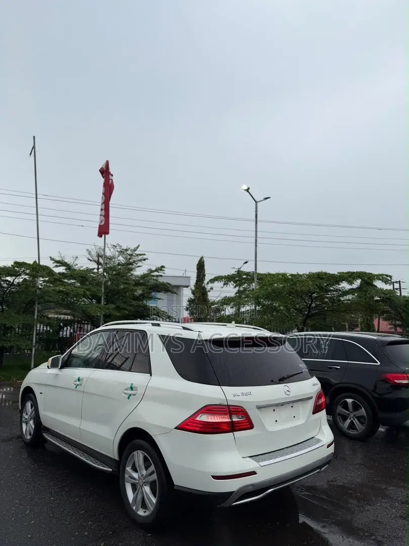Mercedes-Benz M Class 2013 White