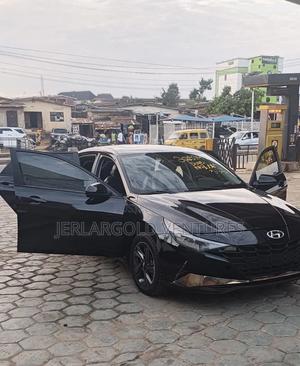 Hyundai Elantra SE 2021 Black