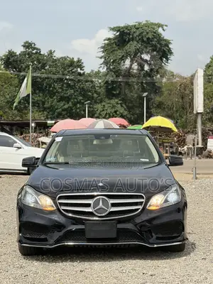 Mercedes-Benz E350 Base 4Matic Sedan AWD (3.5L 6cyl 7A) 2014 Black