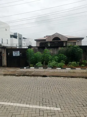 Land 940sqm With Structure for Sale at Magodo Estate GRA Phase 1