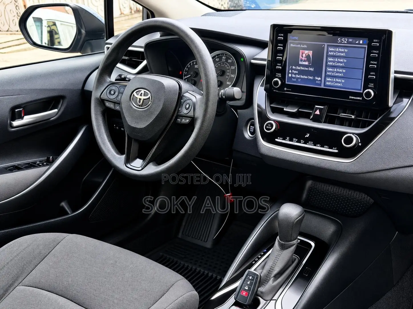 Toyota Corolla LE 2021 Blue