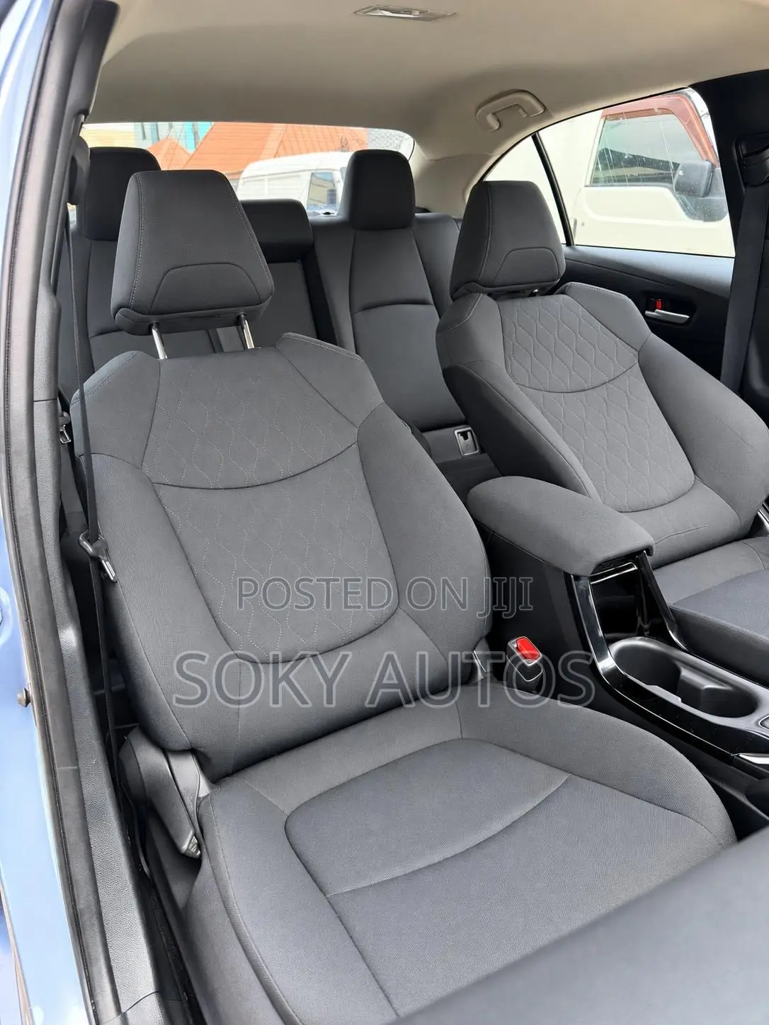 Toyota Corolla LE 2021 Blue