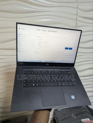 Laptop Dell XPS 15 9560 16GB Intel Core i7 SSD 256GB