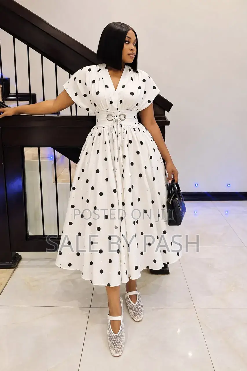 Hot Nunu in Cape Stylish